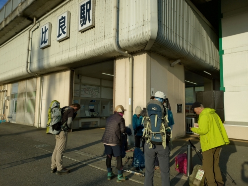 比良駅出発.JPG