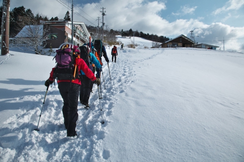 冬の伊吹山 1 377m 例会山行ブログ 山行ブログ 湖南岳友会のホームページ